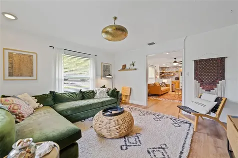 4855 Tellson Place Orlando FL 32812