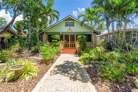 2837 7th Avenue N St Petersburg FL 33713