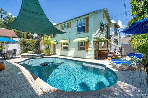 2837 7th Avenue N St Petersburg FL 33713
