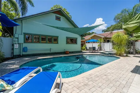 2837 7th Avenue N St Petersburg FL 33713