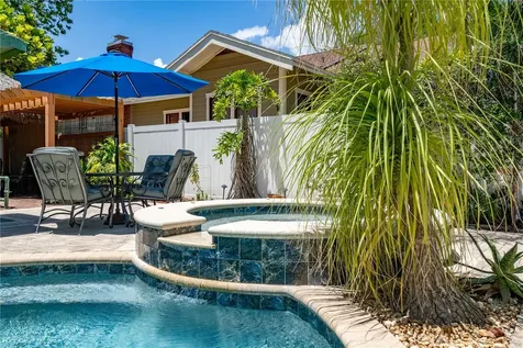 2837 7th Avenue N St Petersburg FL 33713