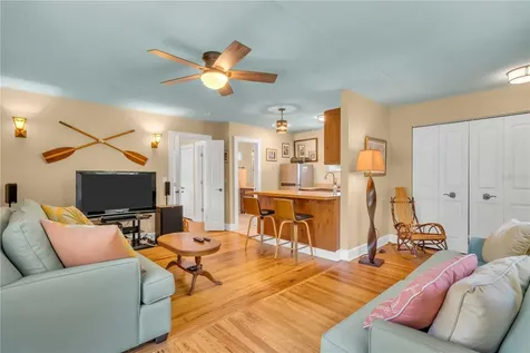 2837 7th Avenue N St Petersburg FL 33713