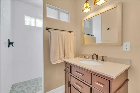 2837 7th Avenue N St Petersburg FL 33713