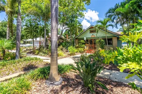 2837 7th Avenue N St Petersburg FL 33713