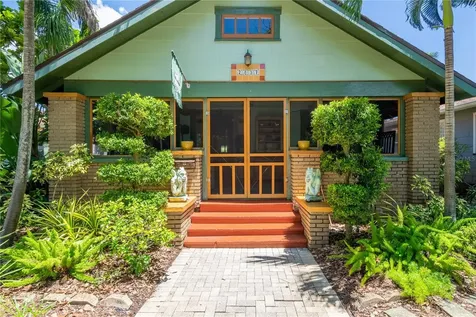 2837 7th Avenue N St Petersburg FL 33713