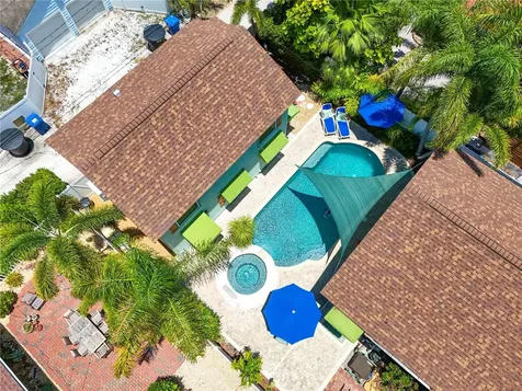 2837 7th Avenue N St Petersburg FL 33713