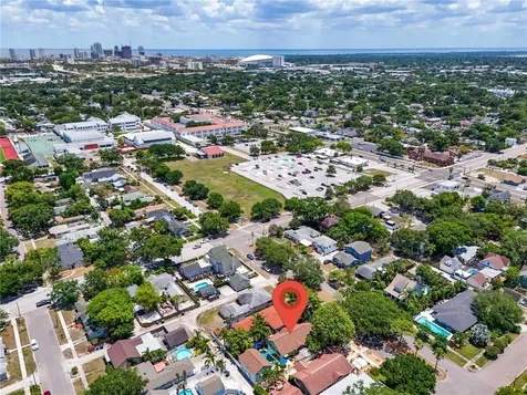 2837 7th Avenue N St Petersburg FL 33713