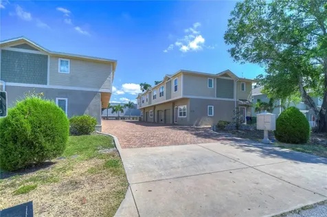3715 W Bay Avenue Tampa FL 33611