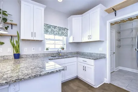 3715 W Bay Avenue Tampa FL 33611