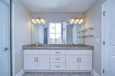 3715 W Bay Avenue Tampa FL 33611
