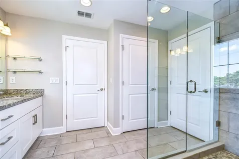 3715 W Bay Avenue Tampa FL 33611
