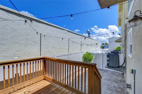 3715 W Bay Avenue Tampa FL 33611