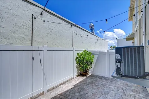 3715 W Bay Avenue Tampa FL 33611