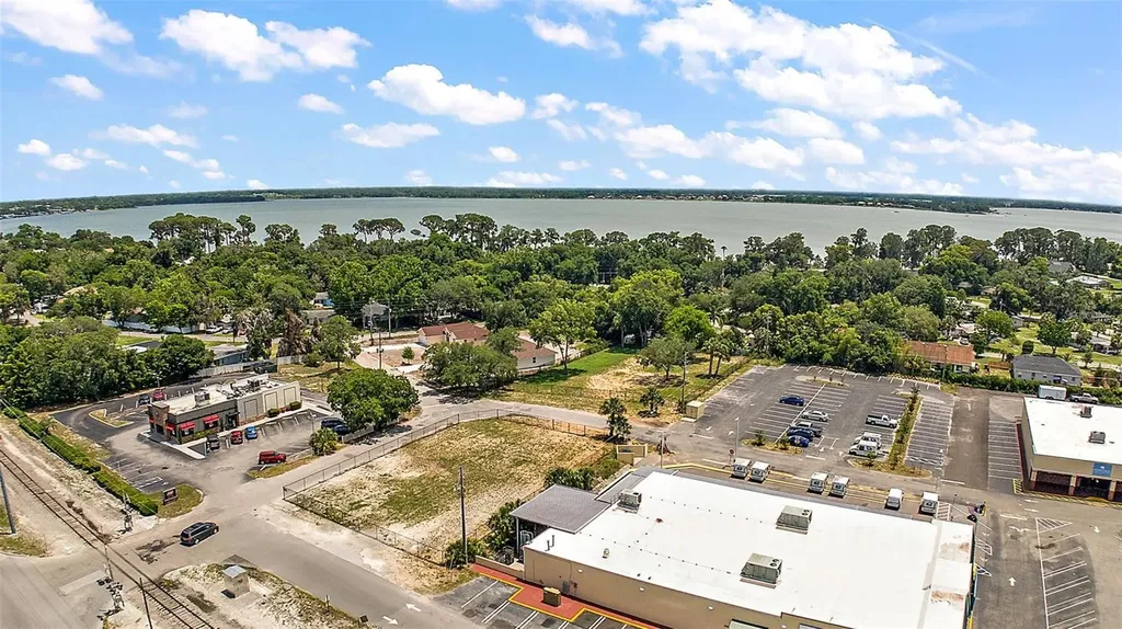 Gordon Lane Mount Dora FL 32757