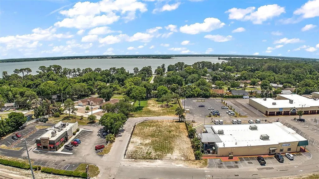 Gordon Lane Mount Dora FL 32757