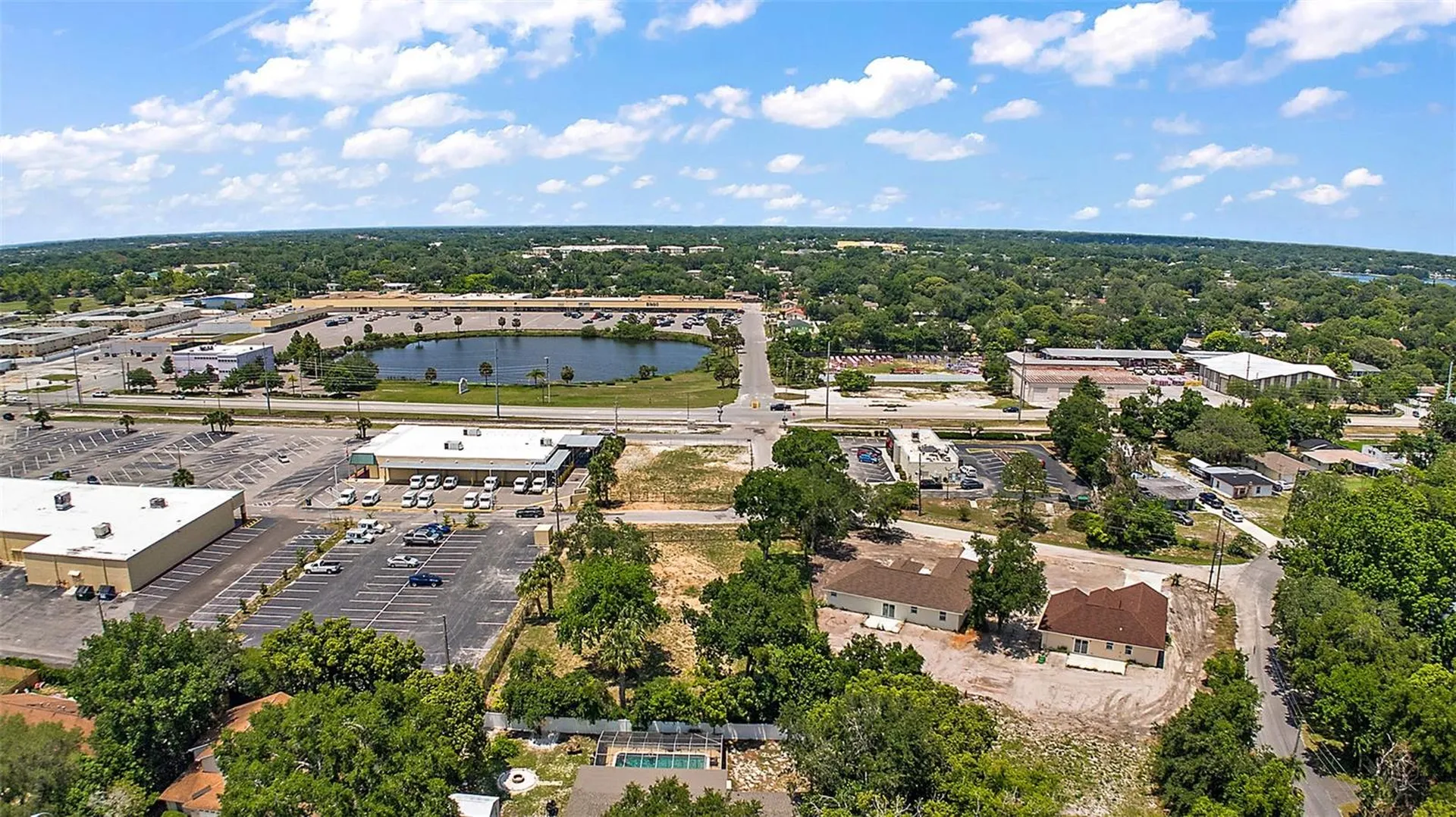 Gordon Lane Mount Dora FL 32757