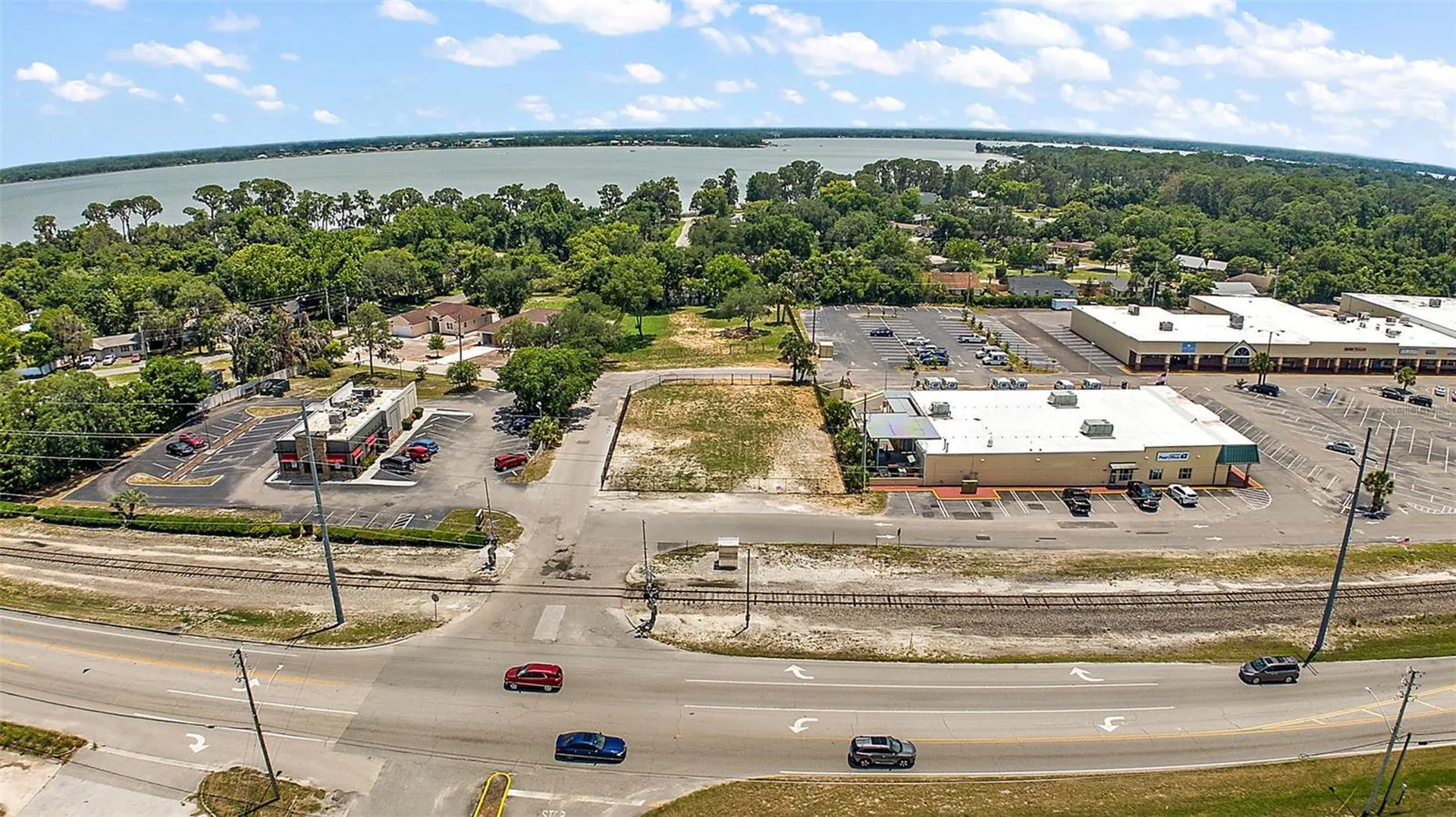 Gordon Lane Mount Dora FL 32757