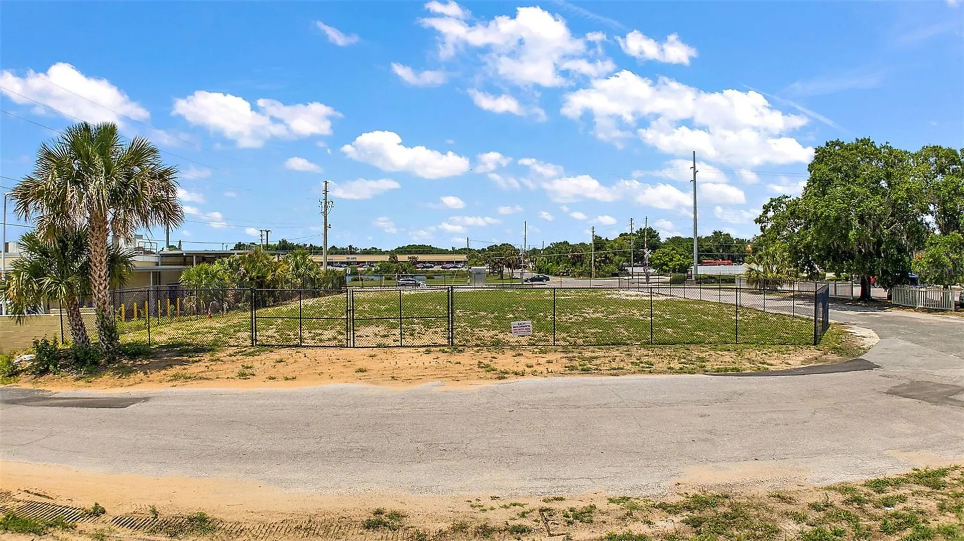 Gordon Lane Mount Dora FL 32757