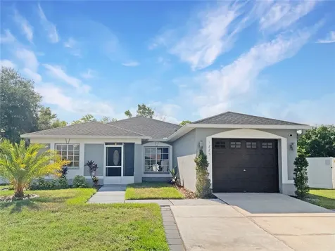 1225 Blufield Avenue Brandon FL 33511