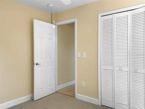 1225 Blufield Avenue Brandon FL 33511
