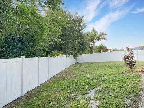 1225 Blufield Avenue Brandon FL 33511