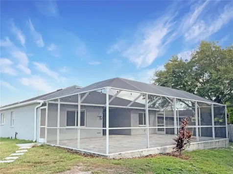 1225 Blufield Avenue Brandon FL 33511