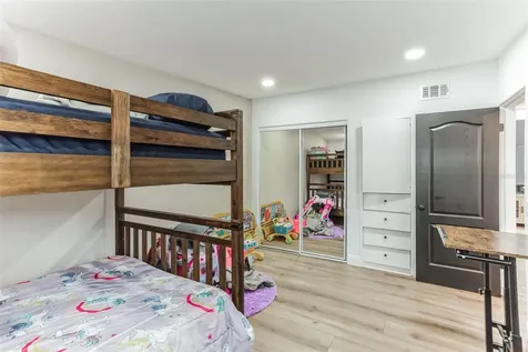 5824 23rd Street W Bradenton FL 34207