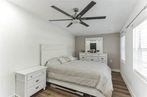 5824 23rd Street W Bradenton FL 34207