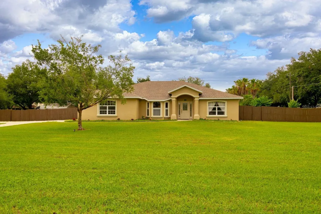 104 Arbor Way Auburndale FL 33823