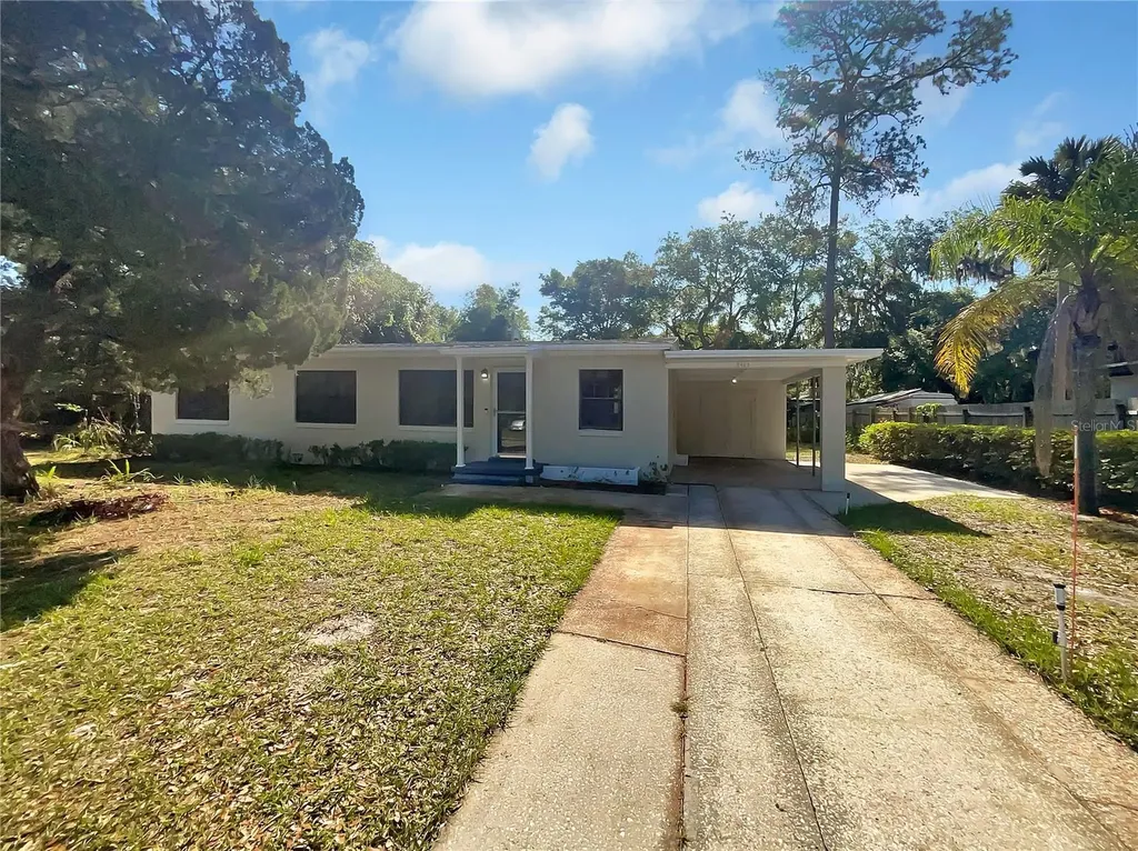 2409 S Summerlin Avenue Sanford FL 32771