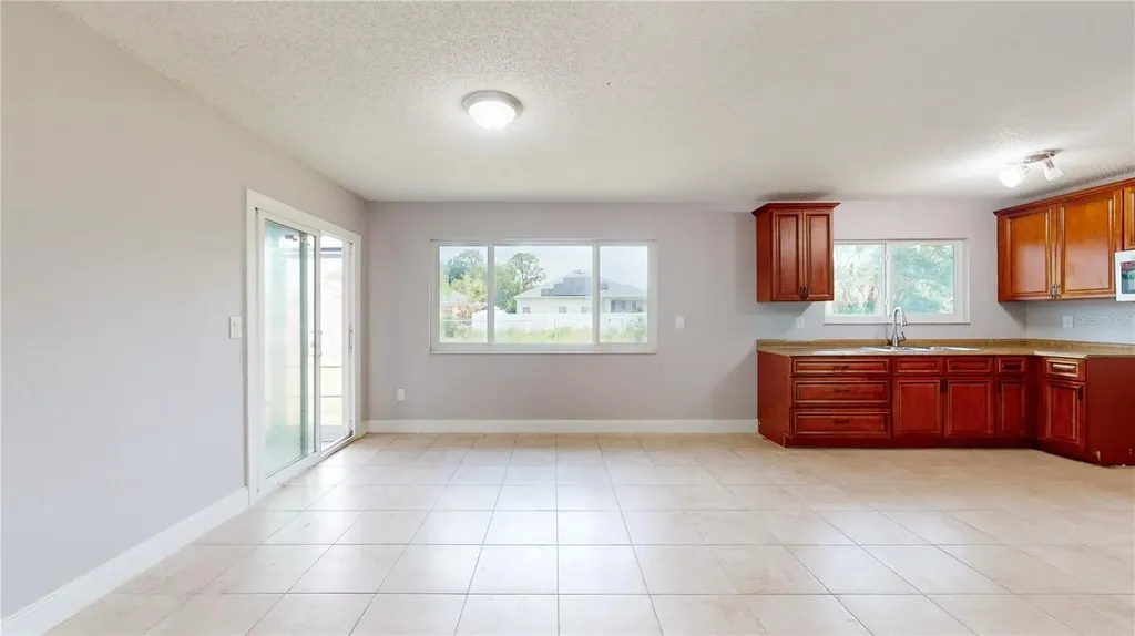 1053 Zambrana Street SE Palm Bay FL 32909