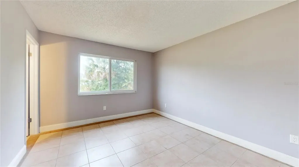 1053 Zambrana Street SE Palm Bay FL 32909