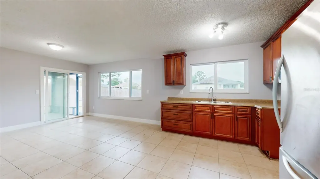 1053 Zambrana Street SE Palm Bay FL 32909