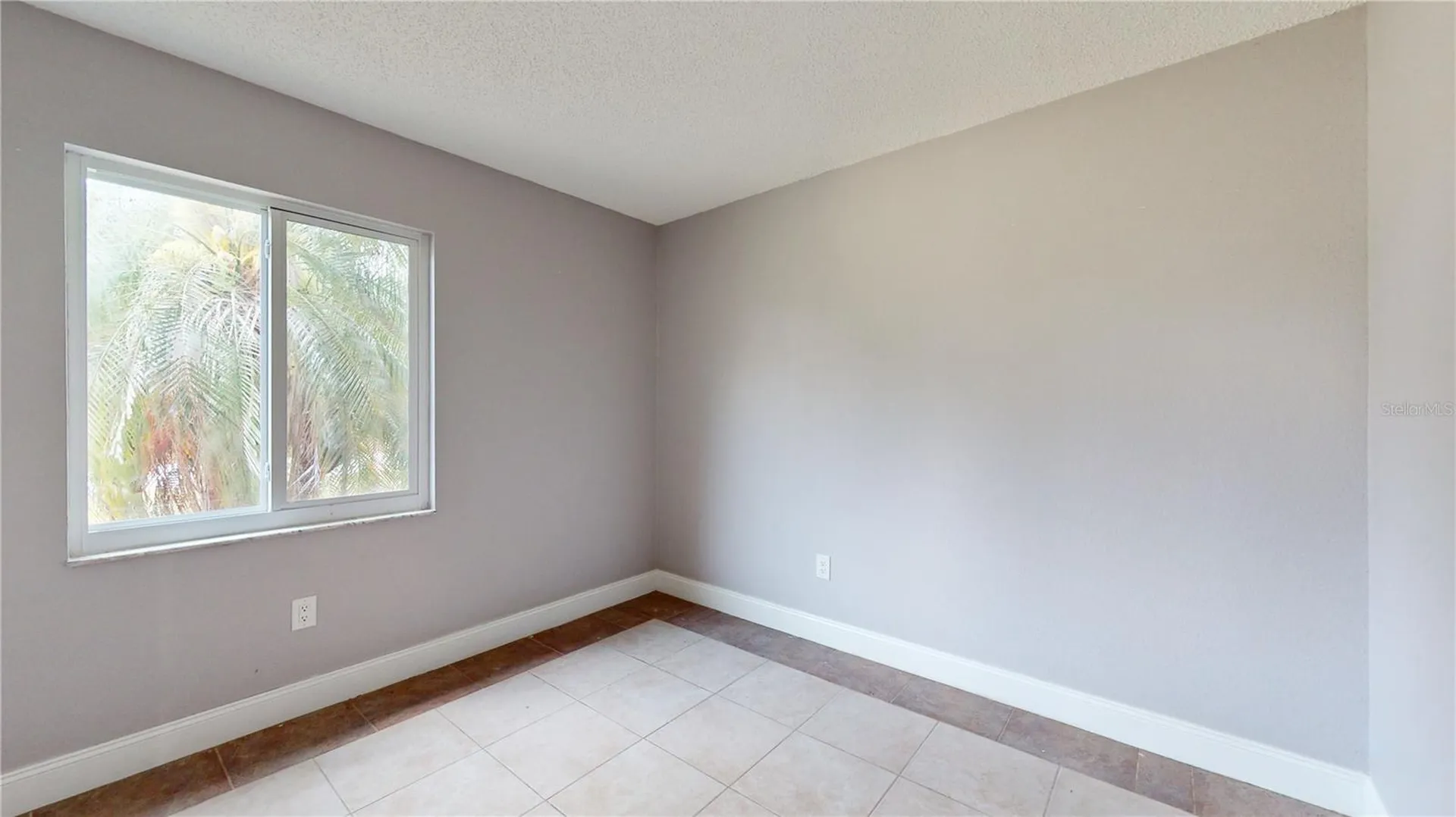1053 Zambrana Street SE Palm Bay FL 32909