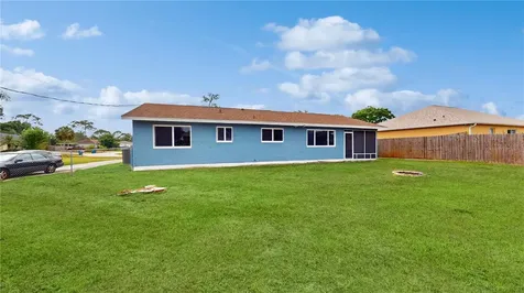 1053 Zambrana Street SE Palm Bay FL 32909