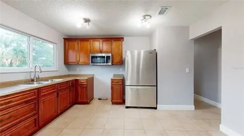1053 Zambrana Street SE Palm Bay FL 32909
