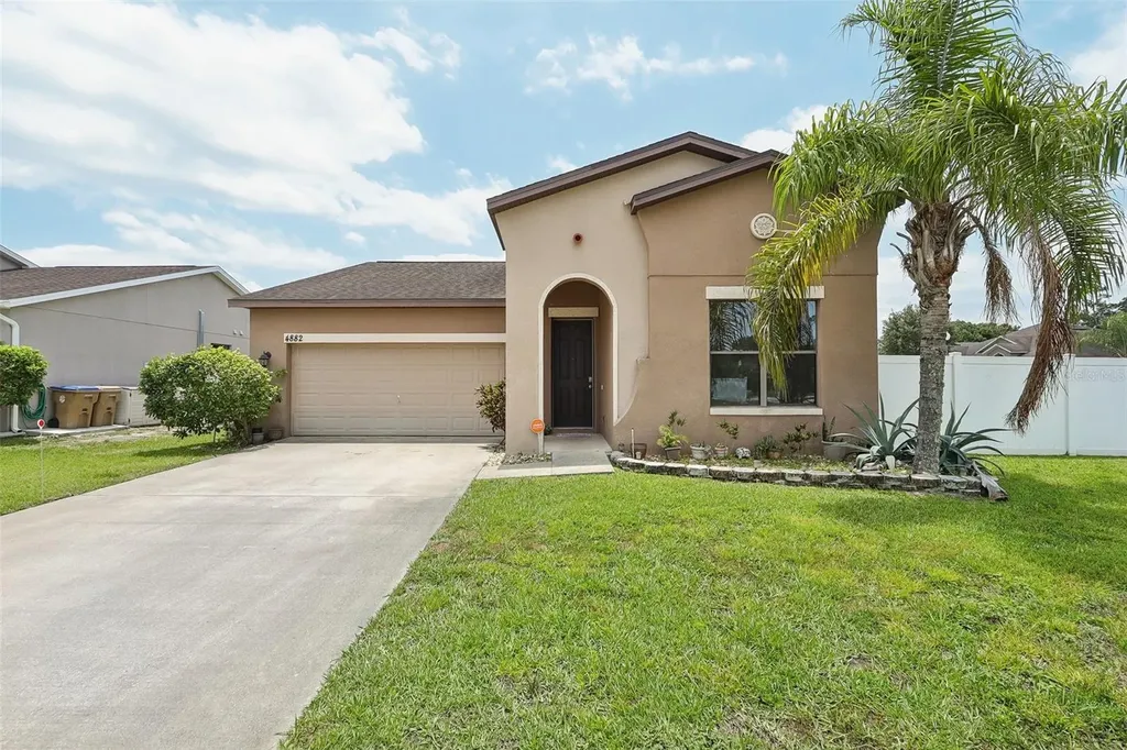 4882 Ashurst Street Kissimmee FL 34758