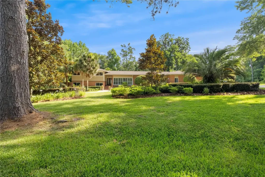 10910 NW 9th Place Gainesville FL 32606