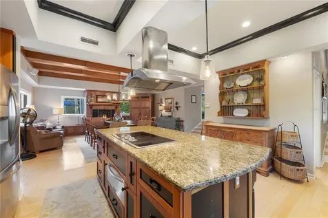10910 NW 9th Place Gainesville FL 32606