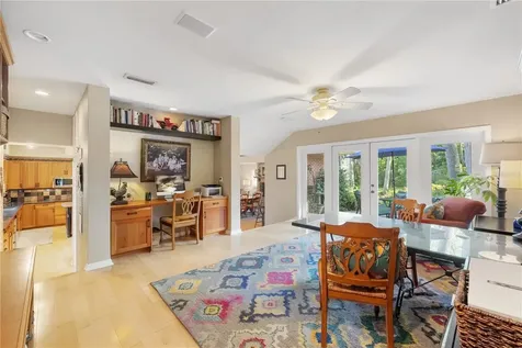 10910 NW 9th Place Gainesville FL 32606