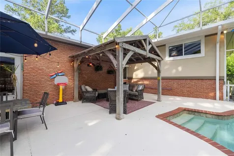 10910 NW 9th Place Gainesville FL 32606