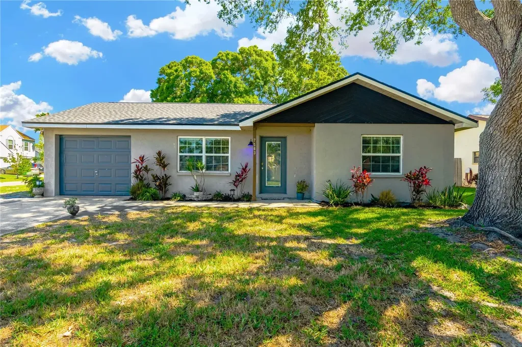 7563 119th Avenue Largo FL 33773