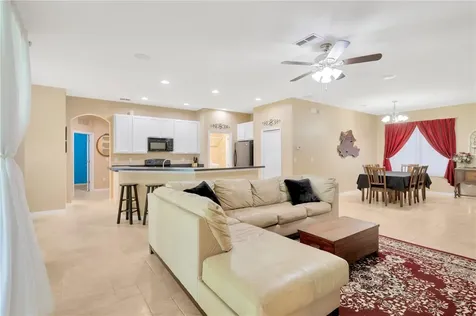 1104 Fennel Green Drive Seffner FL 33584