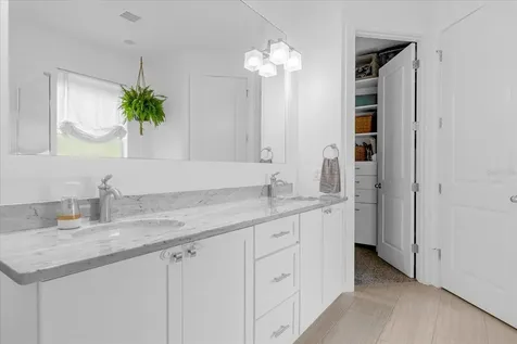 3612 E Esther Street Orlando FL 32812