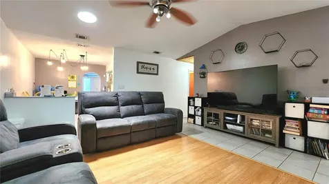 4661 79th Way N St Petersburg FL 33709