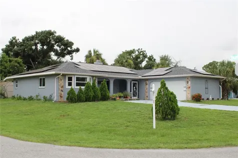 2211 Hardey Street Punta Gorda FL 33980