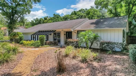 1211 W Crooked Lake Place Eustis FL 32726