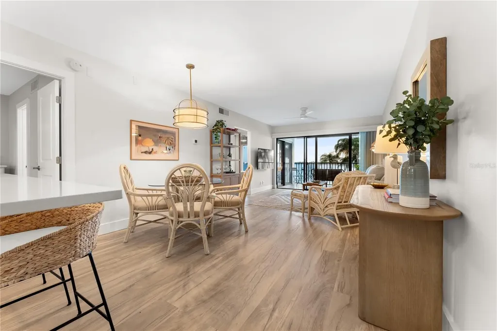 6287 Bahia Del Mar Circle St Petersburg FL 33715
