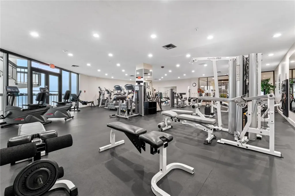6287 Bahia Del Mar Circle St Petersburg FL 33715