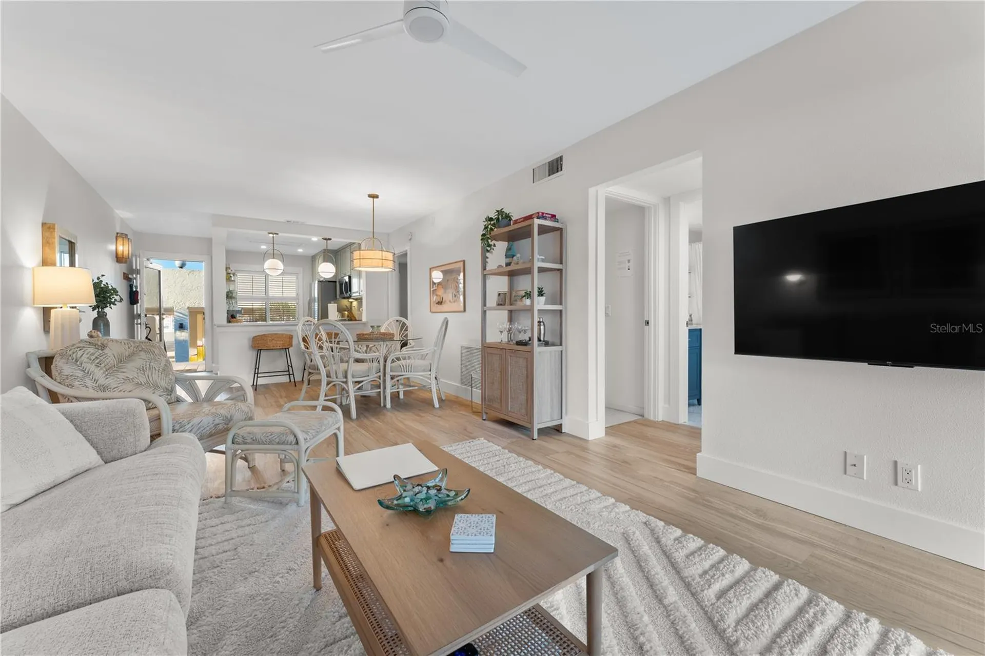 6287 Bahia Del Mar Circle St Petersburg FL 33715